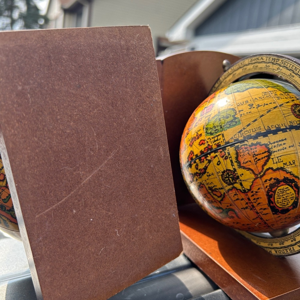 Vintage Made in Italy Globe Bookends Wood Nautical Old World Map Decor Set - Picture 5 of 6